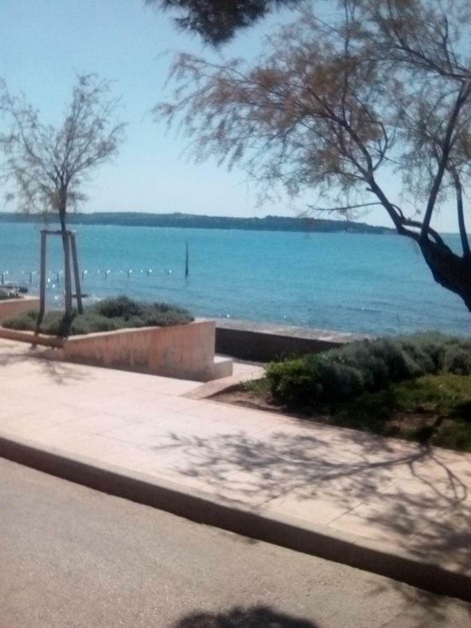 Apartman Perci Vrh Tar-Vabriga Exterior foto